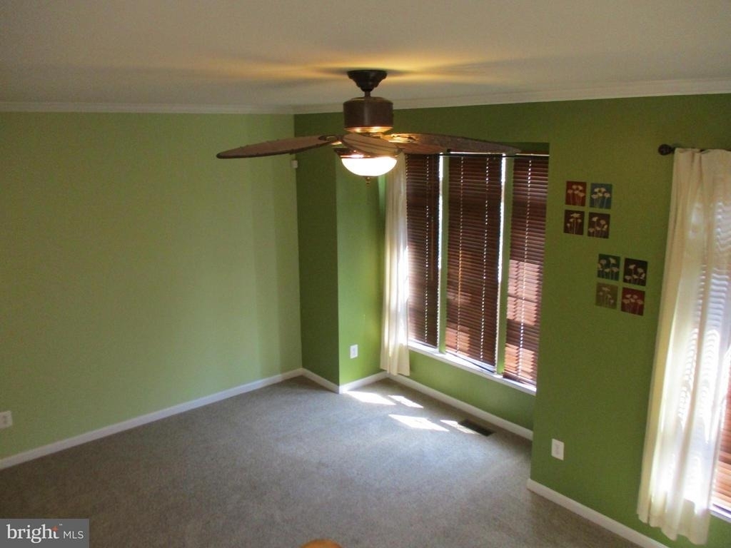 9102 Marie Court - Photo 8