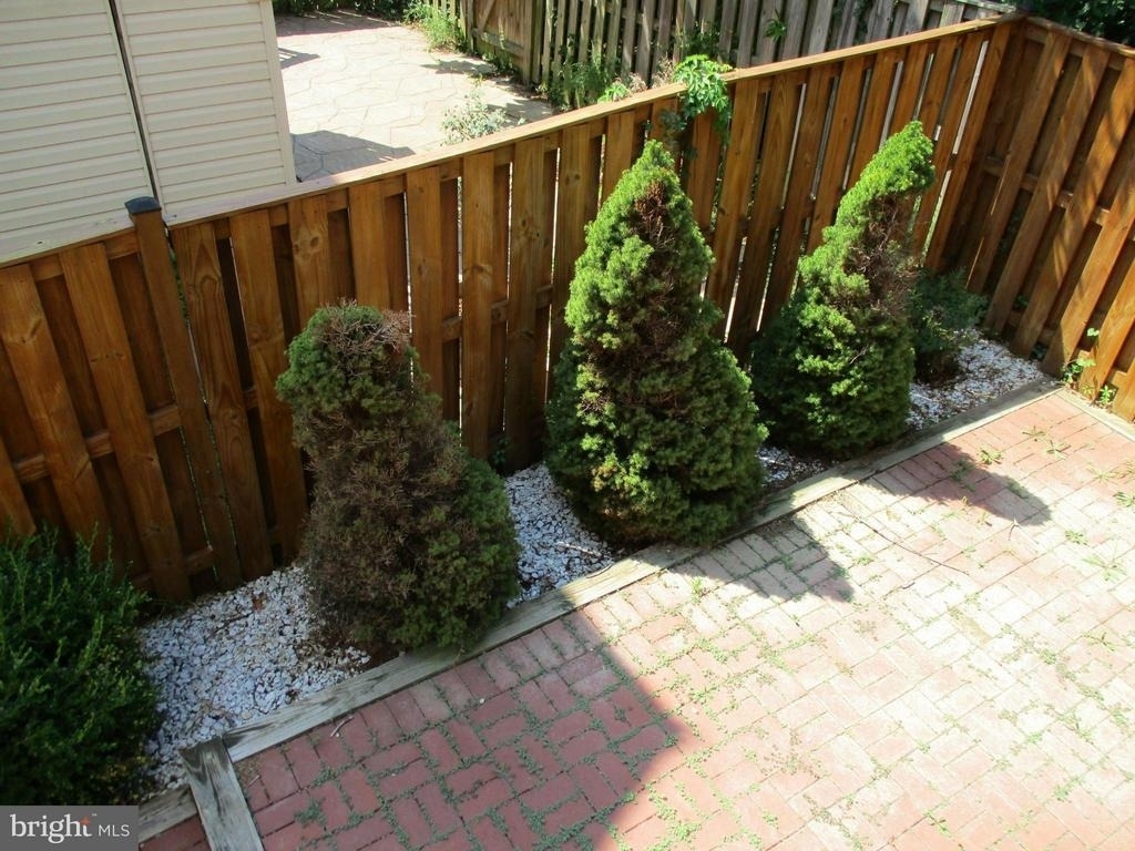 9102 Marie Court - Photo 14
