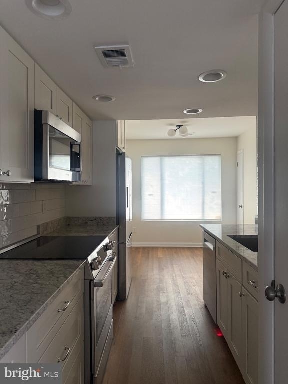13330 Aiken Place - Photo 2