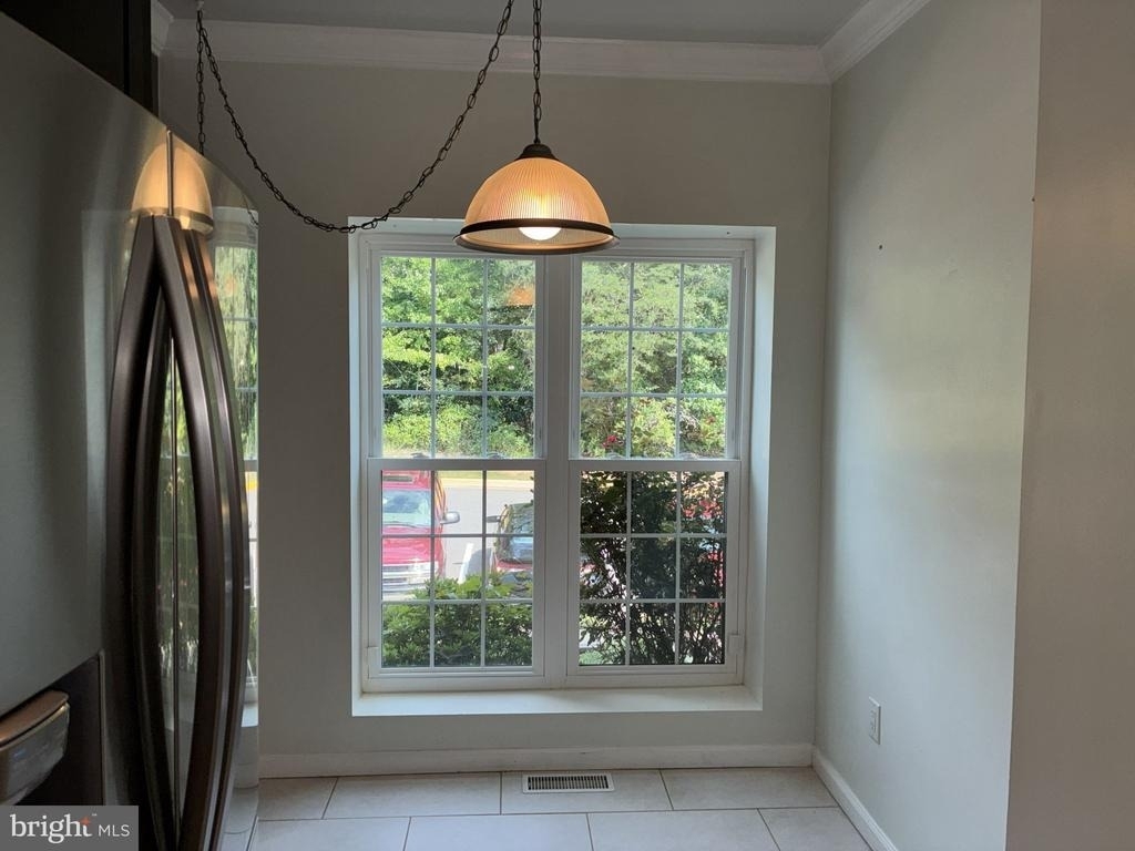 7160 Westfield Court - Photo 3