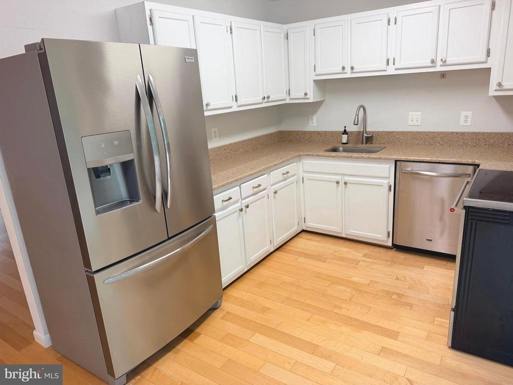 6062 Hollow Hill Lane - Photo 5