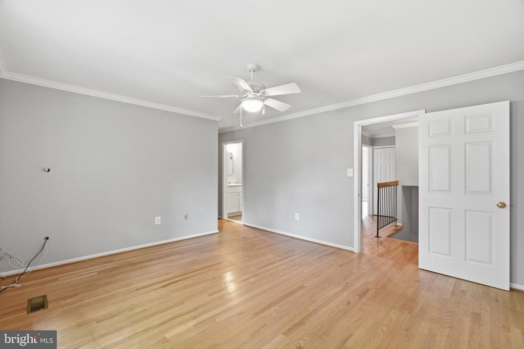 6924 Mclean Park Manor Court - Photo 15