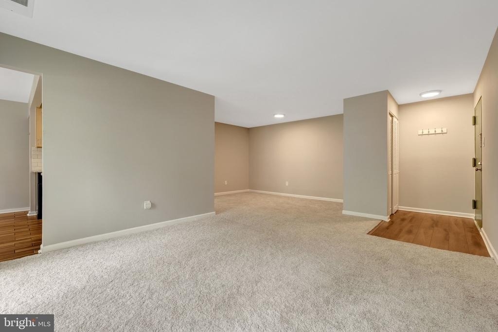 551 Florida Avenue - Photo 12