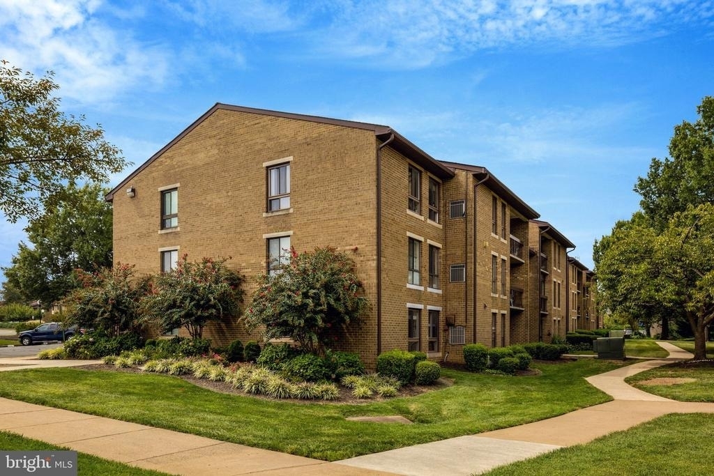 551 Florida Avenue - Photo 36