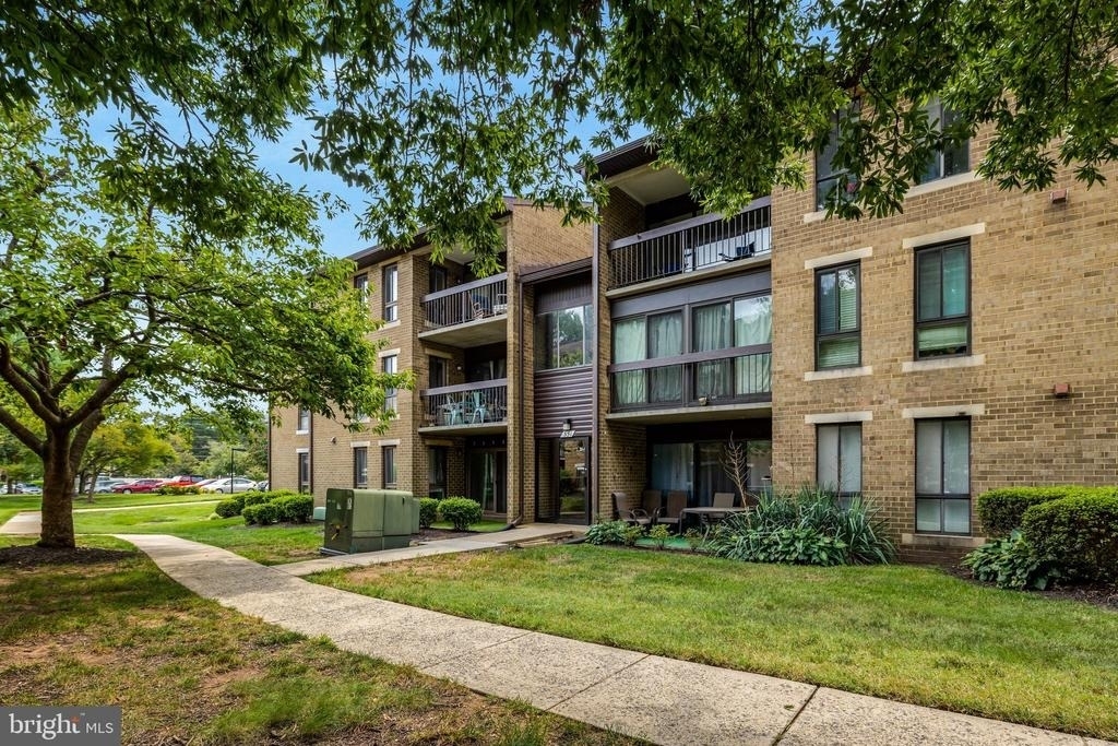 551 Florida Avenue - Photo 34