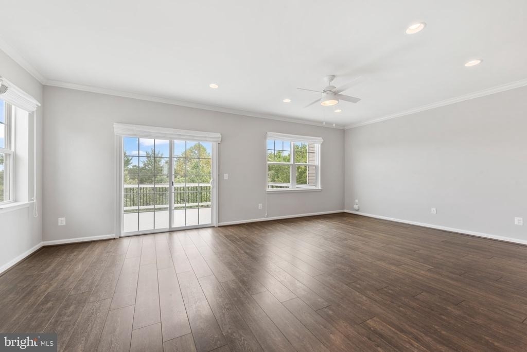 106 Splendor Garden Way - Photo 6