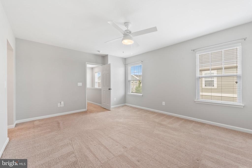106 Splendor Garden Way - Photo 21