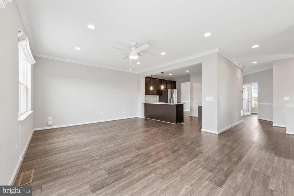 106 Splendor Garden Way - Photo 9