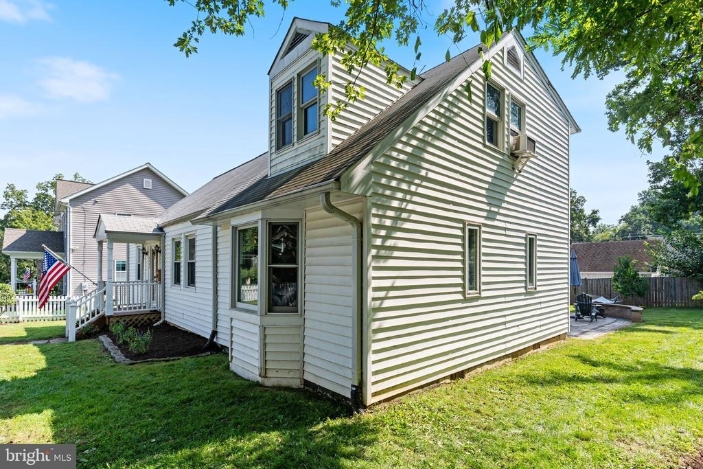 4023 Poplar - Photo 2