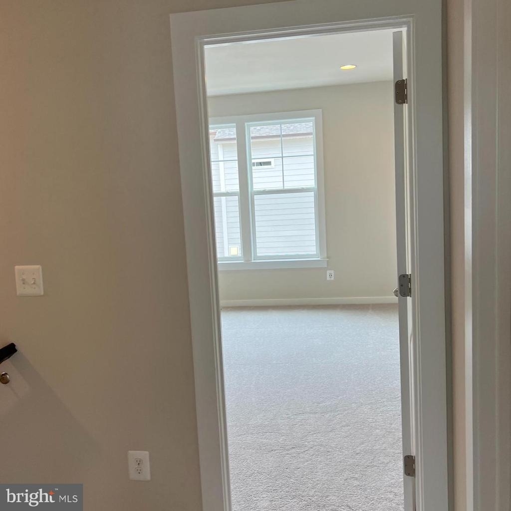 217 Willis St - Photo 7