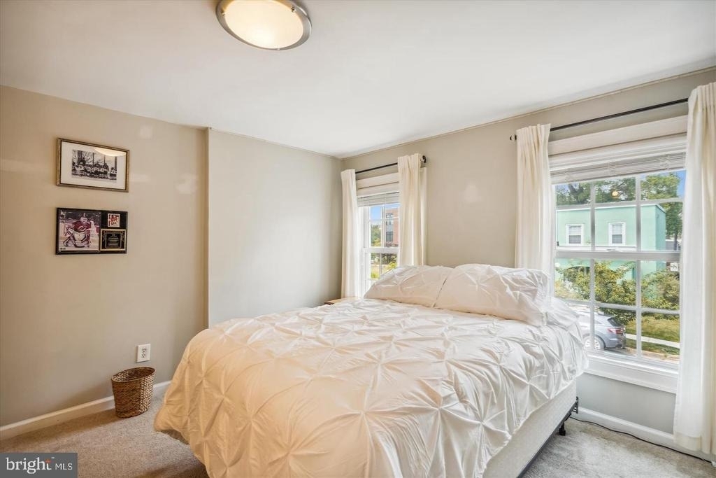 908 Pendleton Street - Photo 15