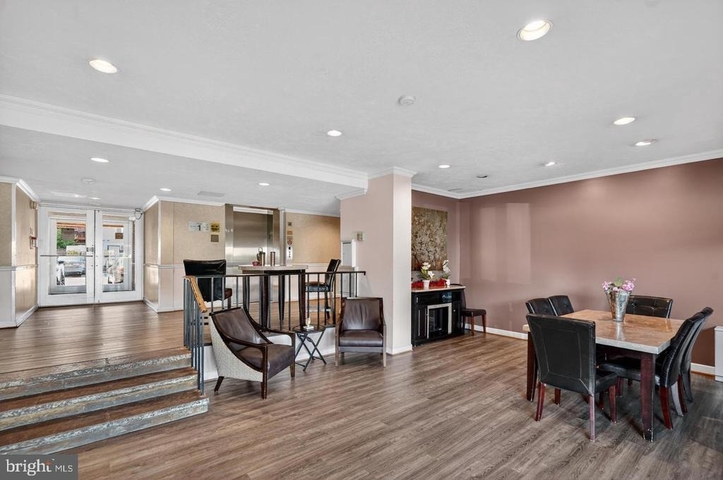 4241 Columbia Pike - Photo 9
