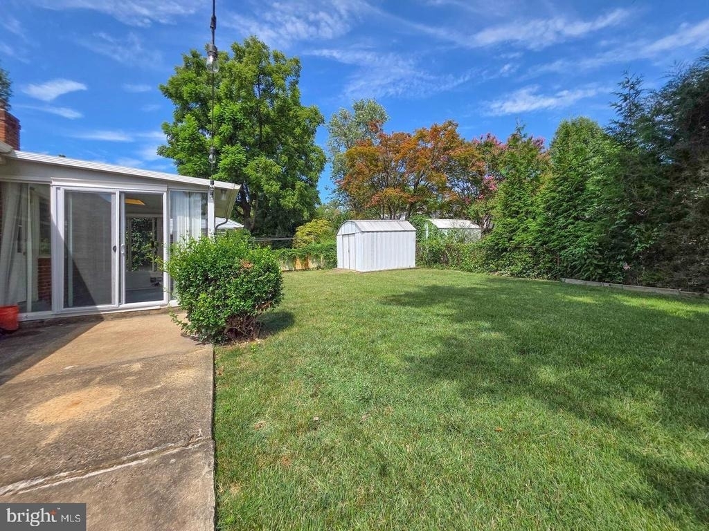 5921 Arlington Boulevard - Photo 30