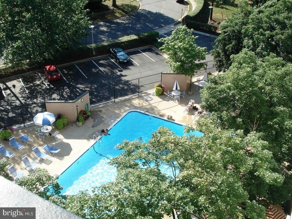 4501 Arlington Boulevard - Photo 3