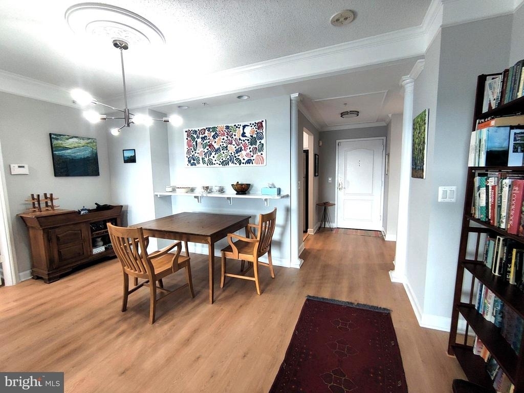 901 N Monroe Street - Photo 1