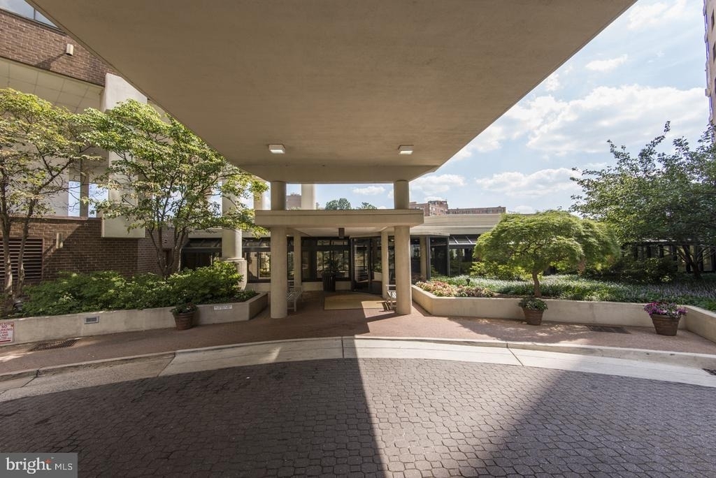 1600 N Oak Street - Photo 35