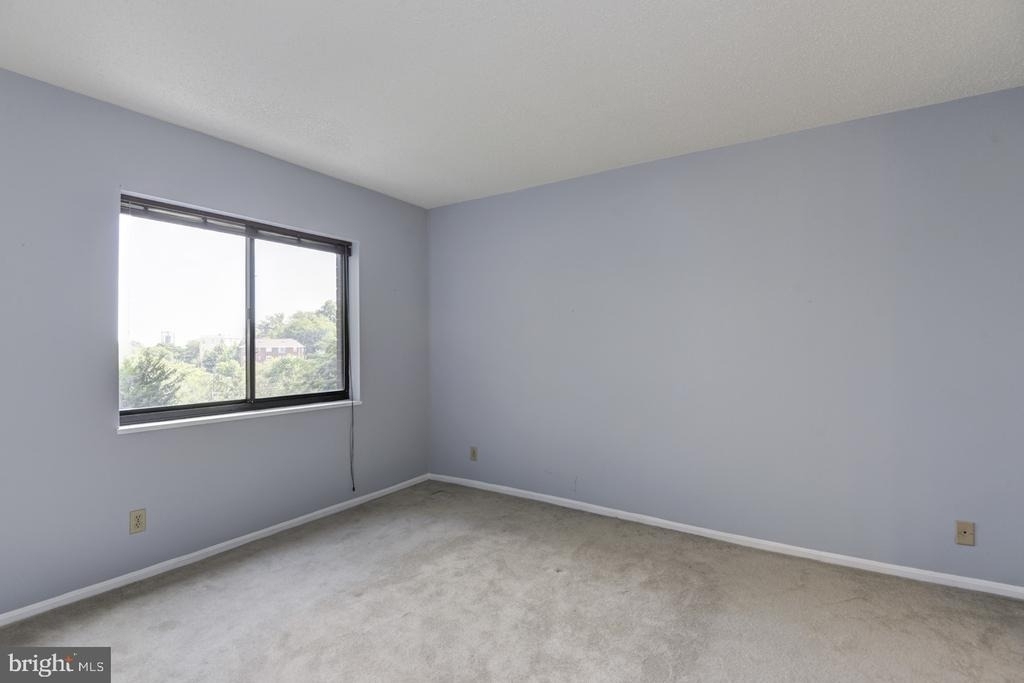 1600 N Oak Street - Photo 14