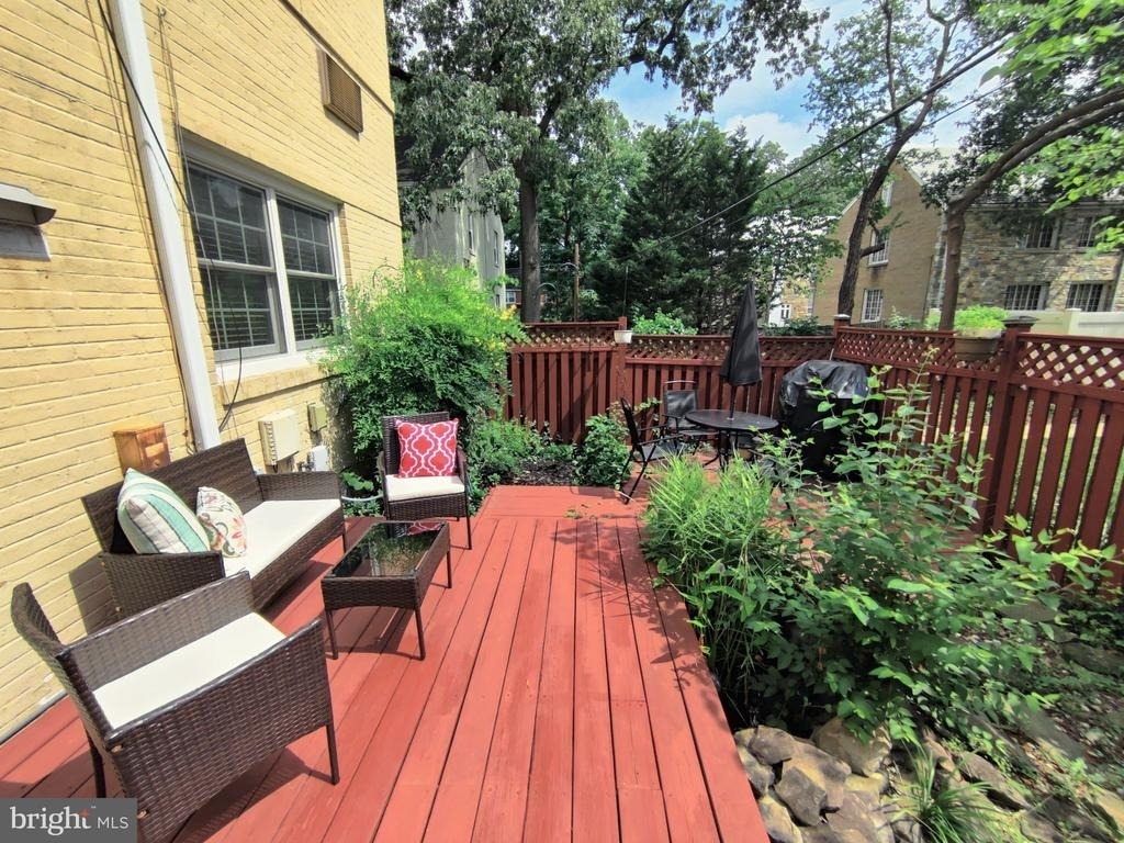 103 N George Mason Drive - Photo 20