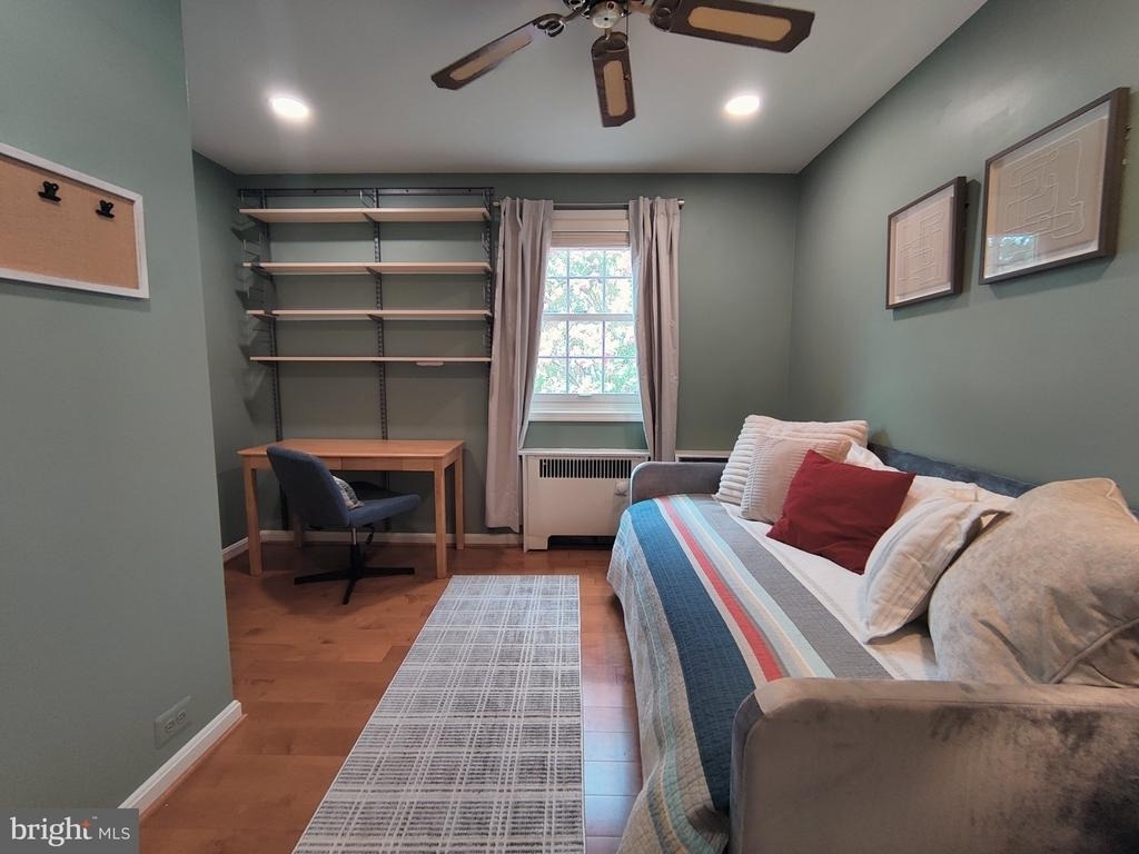 103 N George Mason Drive - Photo 17
