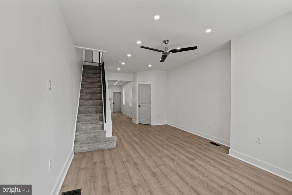 3450 Almond Street - Photo 2