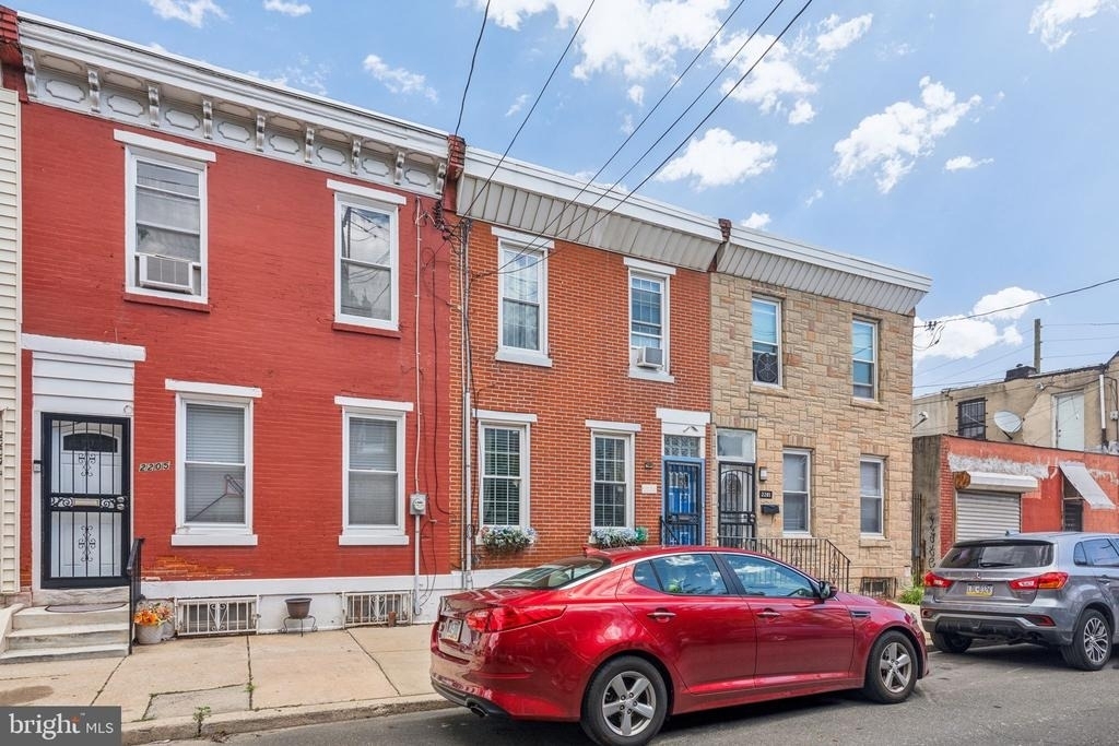 2203 Ellsworth Street - Photo 14