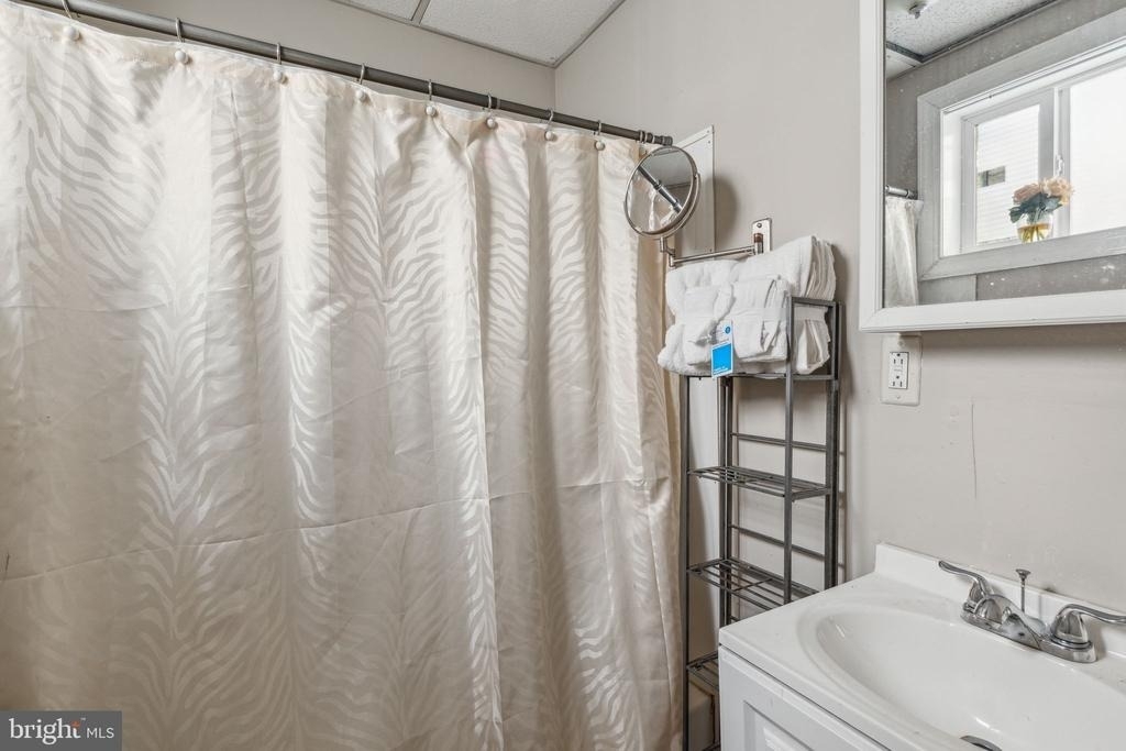 2203 Ellsworth Street - Photo 6