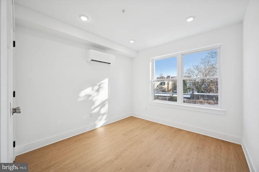 3413 N 19th Street - Photo 2