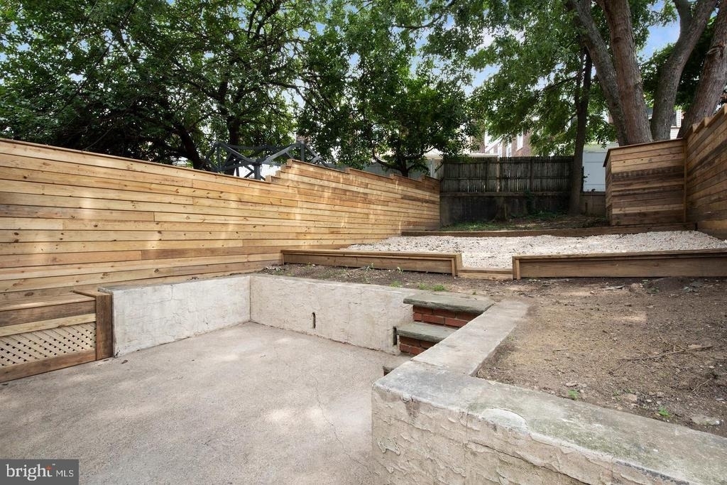 5445 Ridge Avenue - Photo 26