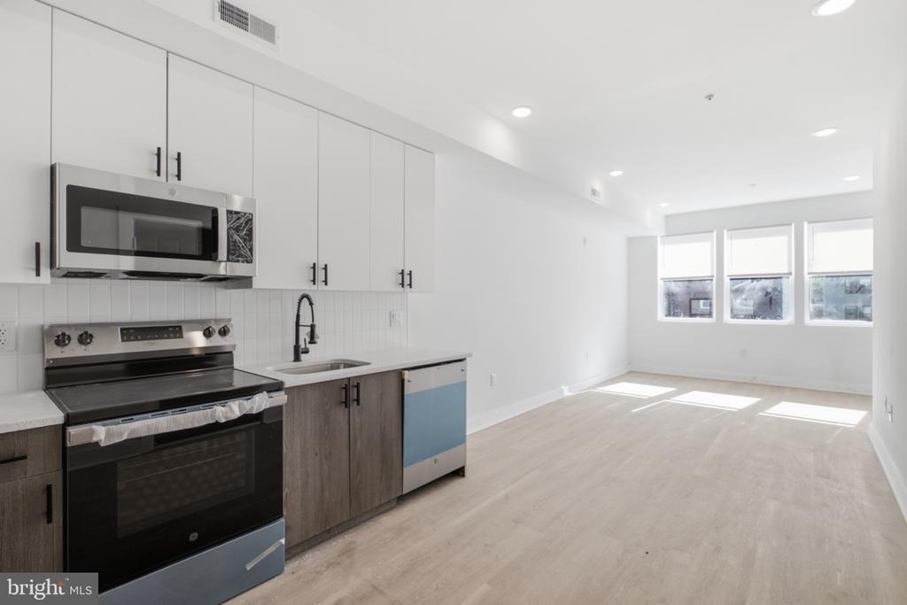2330 N 16th Street - Photo 0