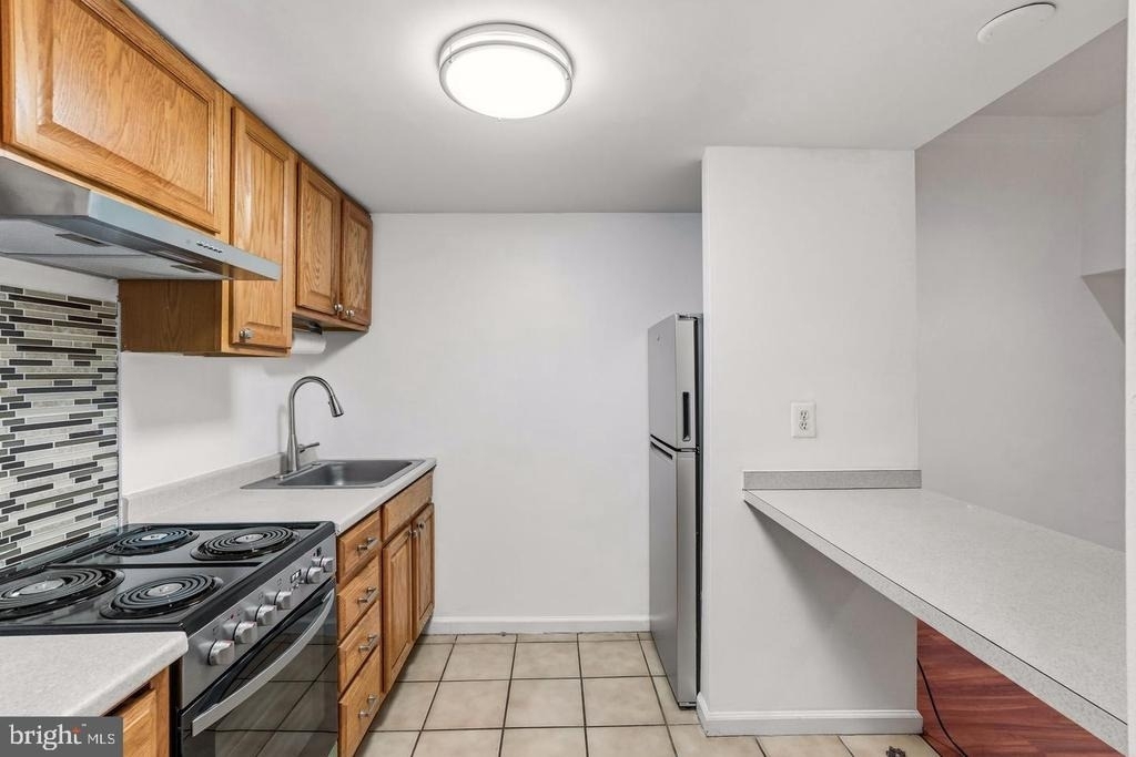 1324 Locust Street - Photo 10