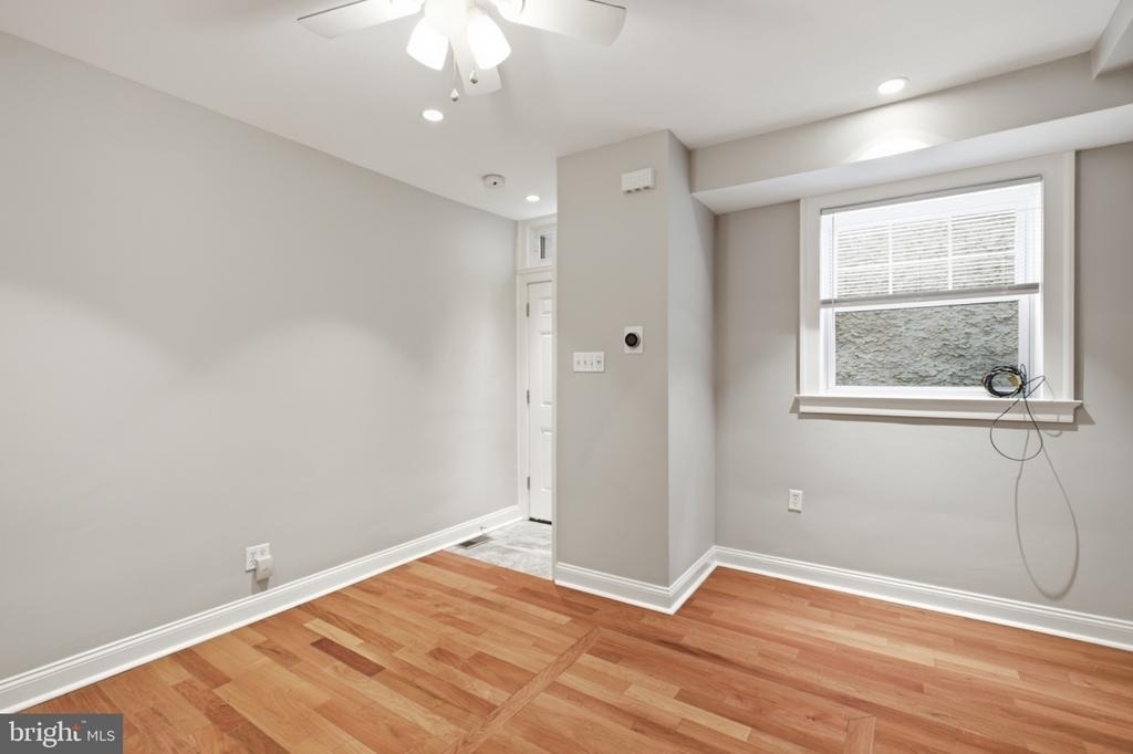 953 N Randolph Street - Photo 3