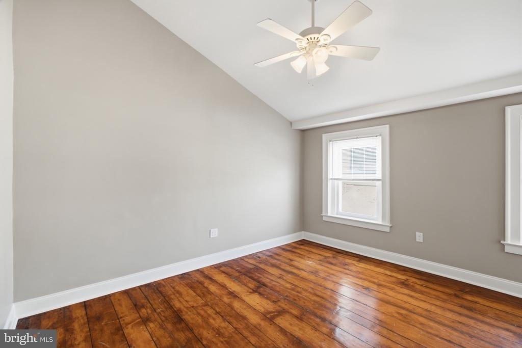 953 N Randolph Street - Photo 12