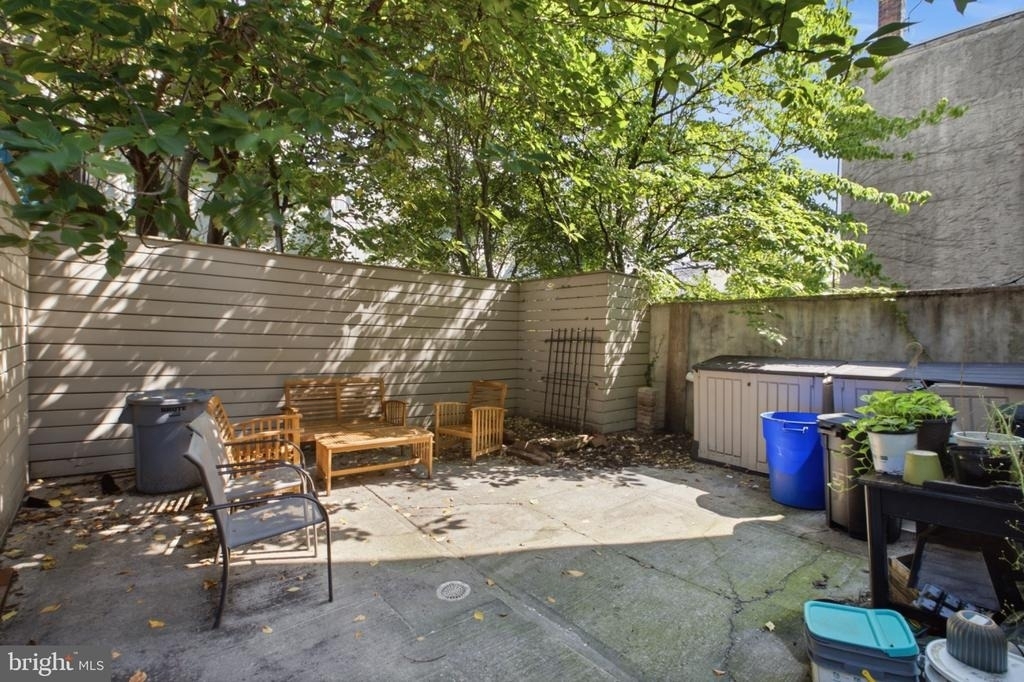953 N Randolph Street - Photo 15