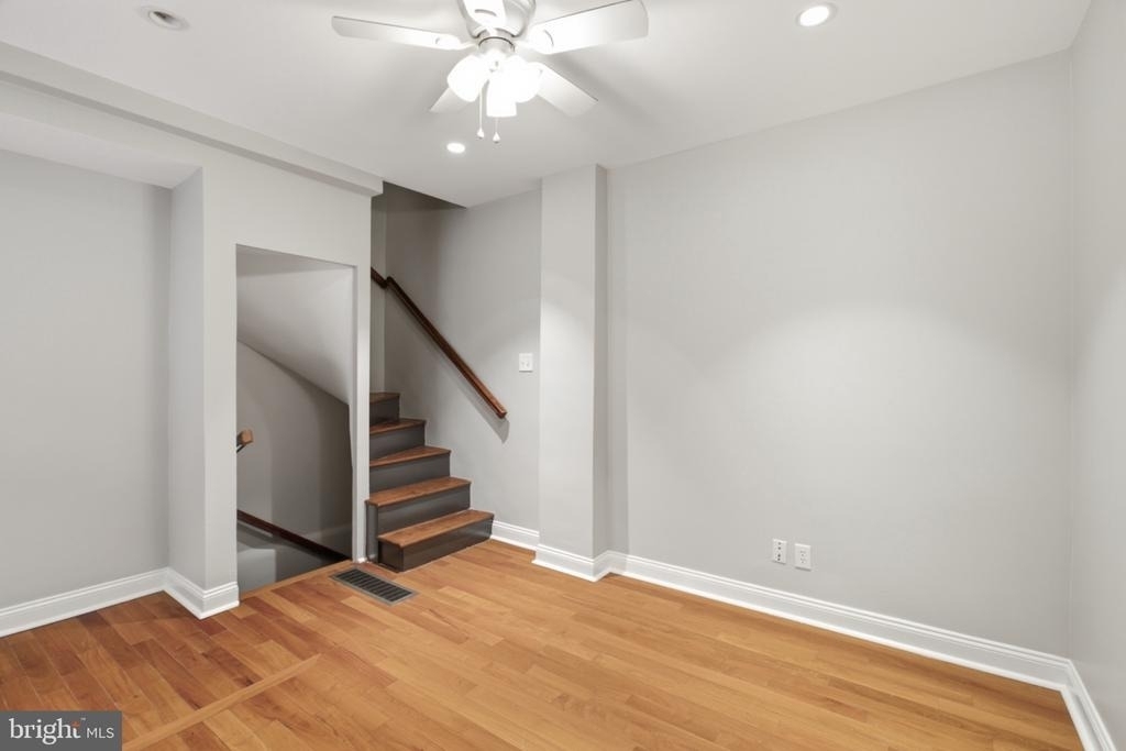 953 N Randolph Street - Photo 5