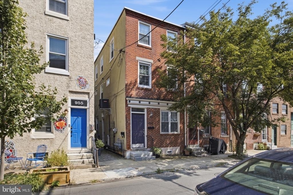 953 N Randolph Street - Photo 16