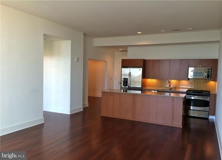 1101 Locust Street - Photo 1