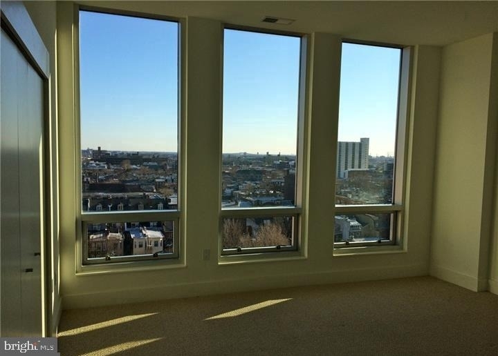 1101 Locust Street - Photo 5