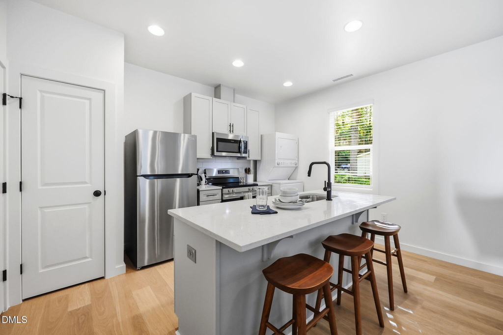 2813 Wilcox Place - Photo 15