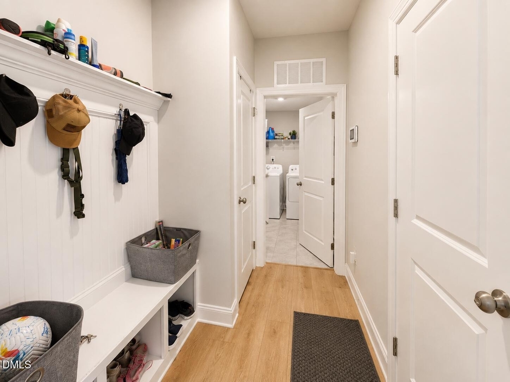 118 Faxton Way - Photo 9