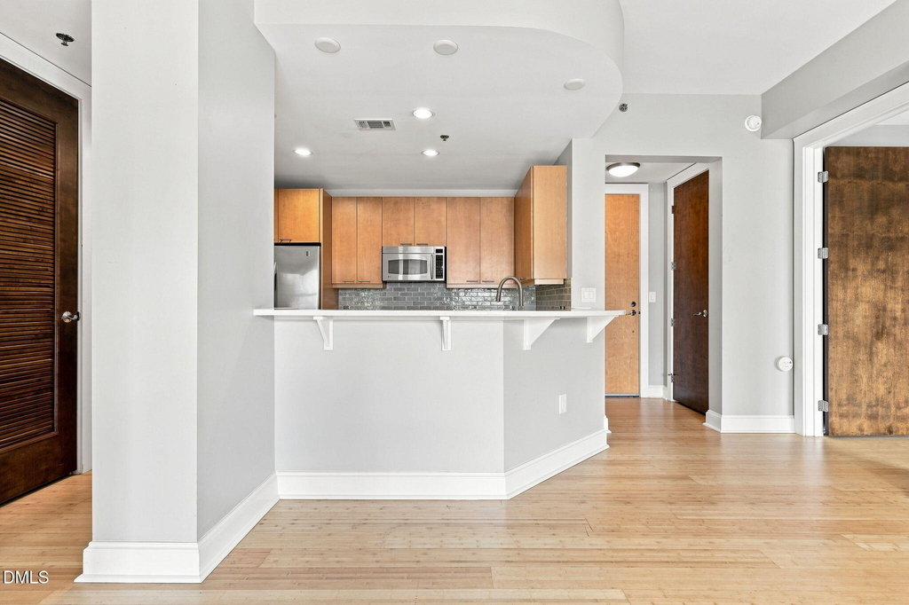 618 N Boylan Avenue - Photo 4