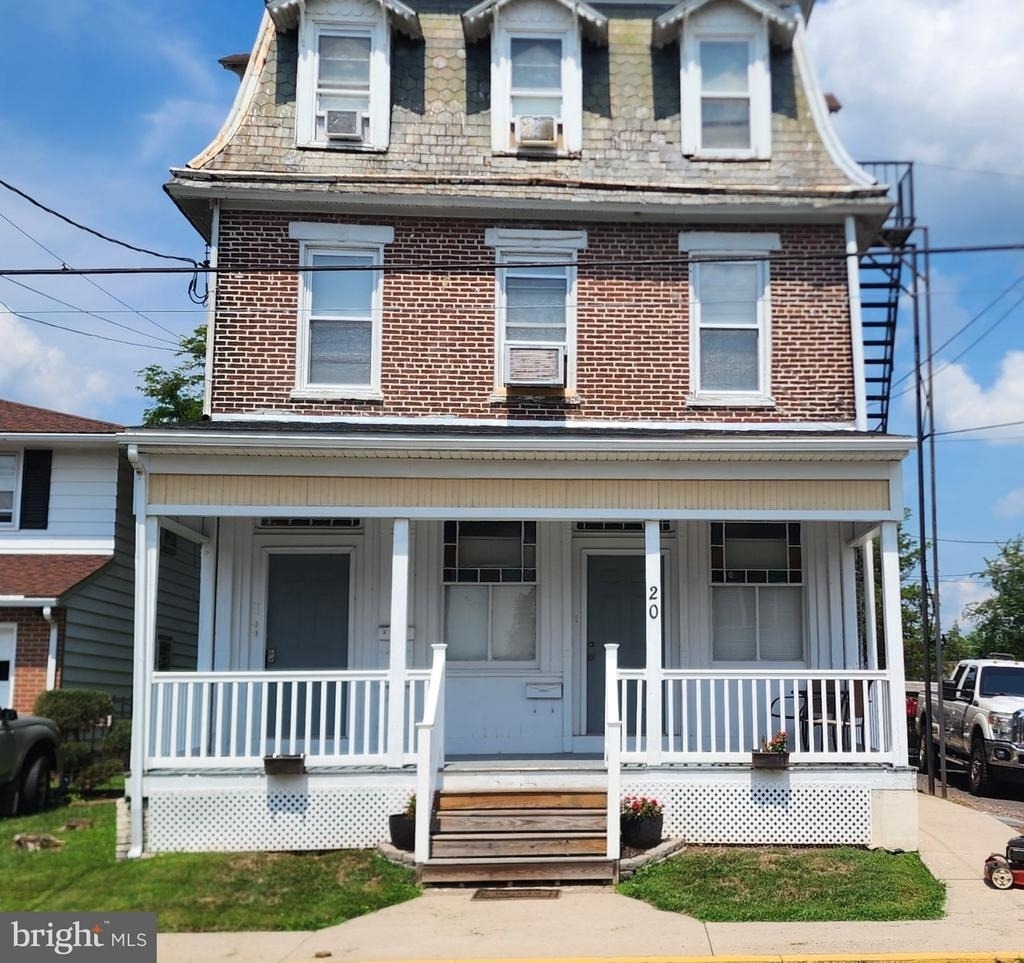 20 Berks Street - Photo 0