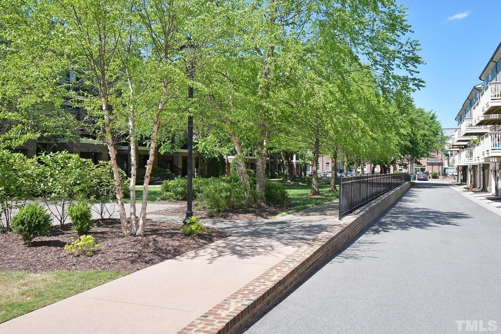 511 N Person Street - Photo 21