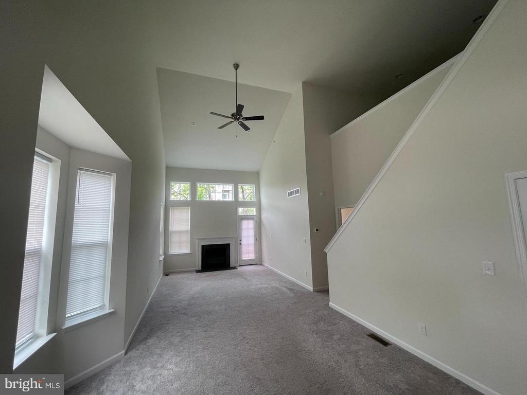 516 Gray Feather Way - Photo 5