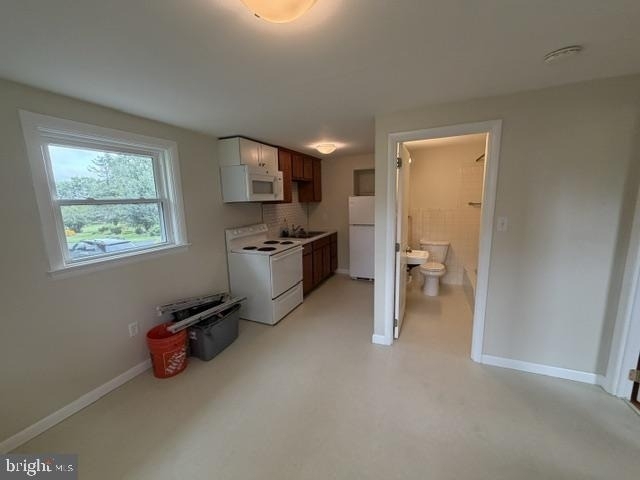 271 Redwood Drive - Photo 1