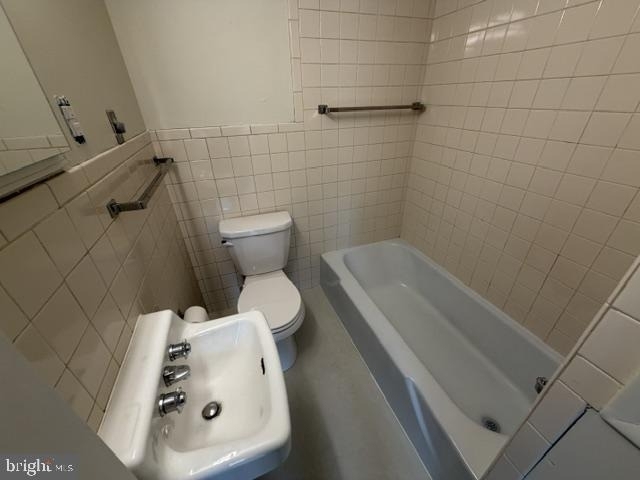 271 Redwood Drive - Photo 2