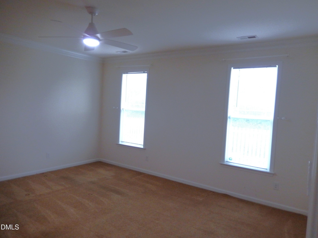270 Oak Park Boulevard - Photo 13