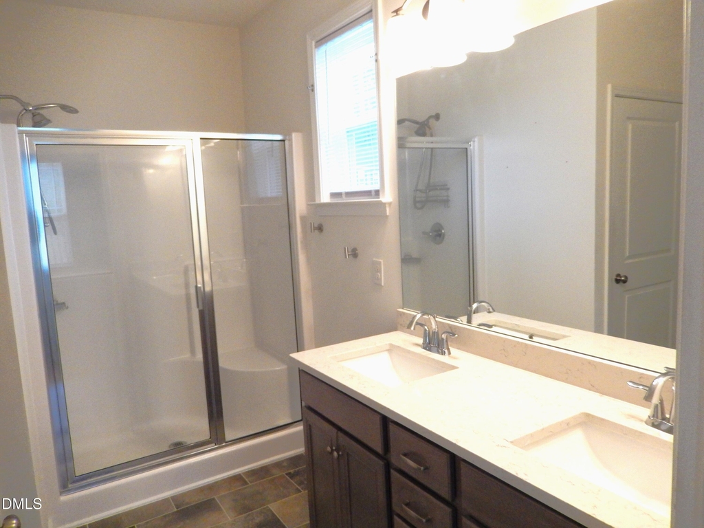 270 Oak Park Boulevard - Photo 16