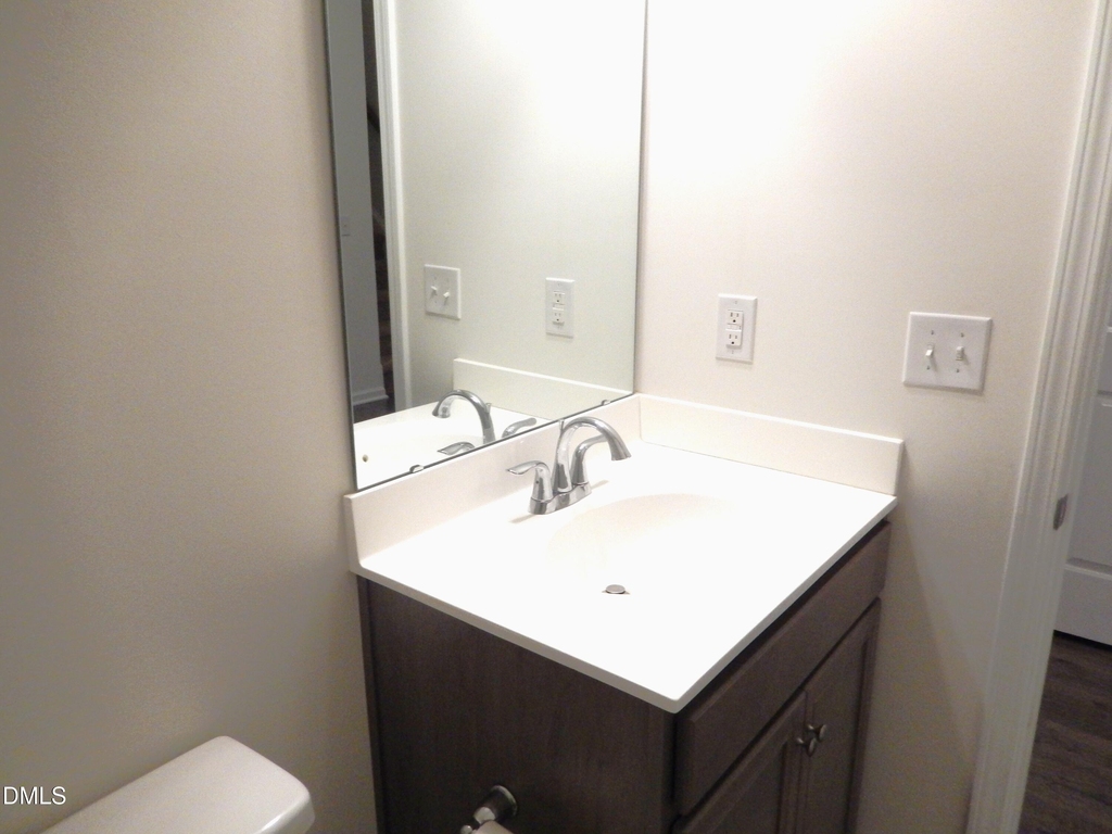 270 Oak Park Boulevard - Photo 20