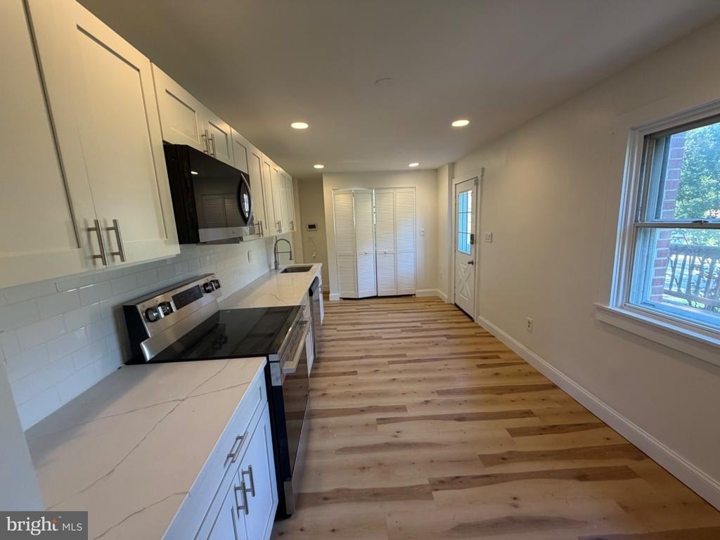 1247 Phoenixville Pike - Photo 8