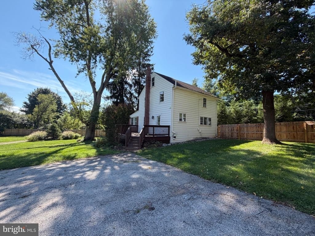 1247 Phoenixville Pike - Photo 1